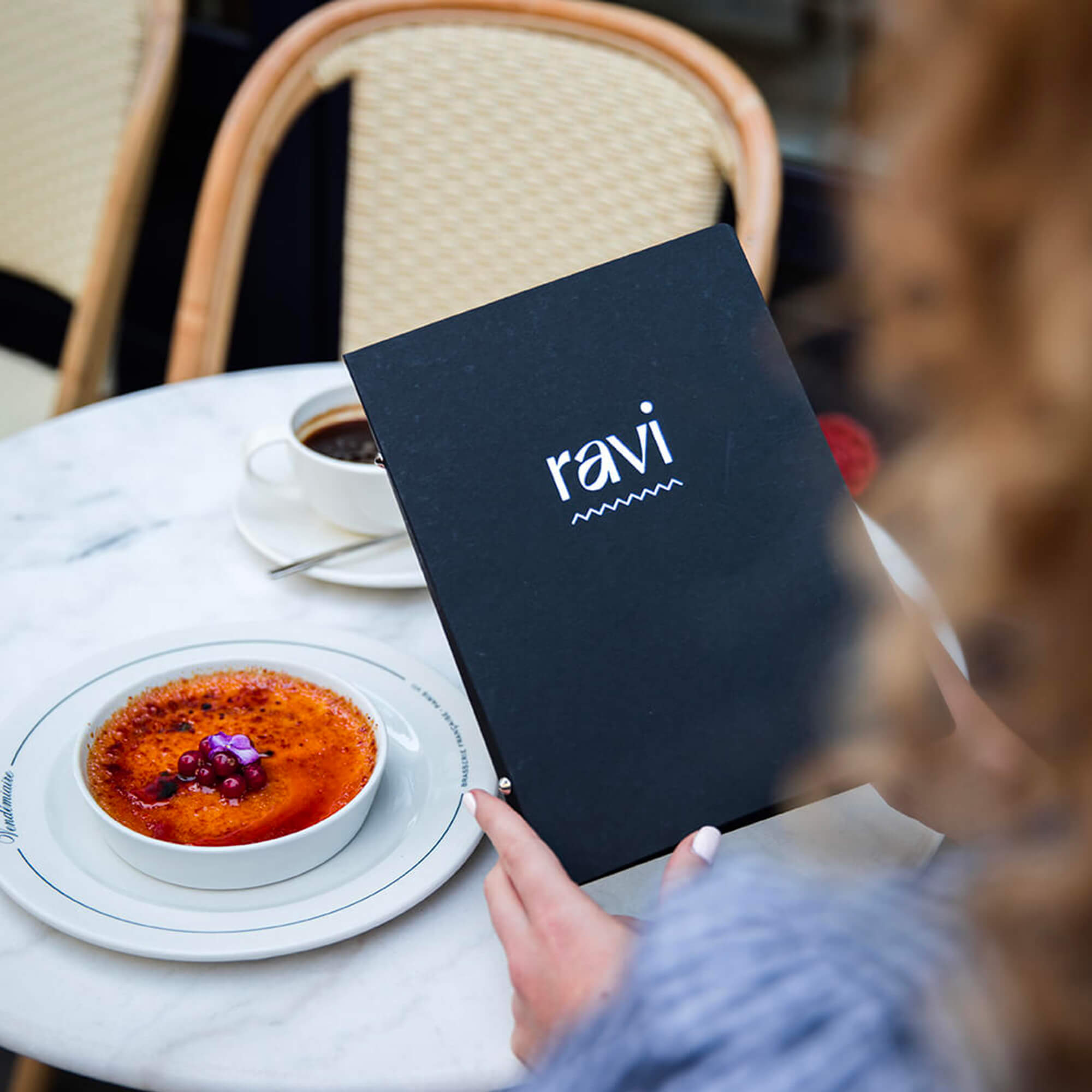 Protège-menu souple en carton kraft