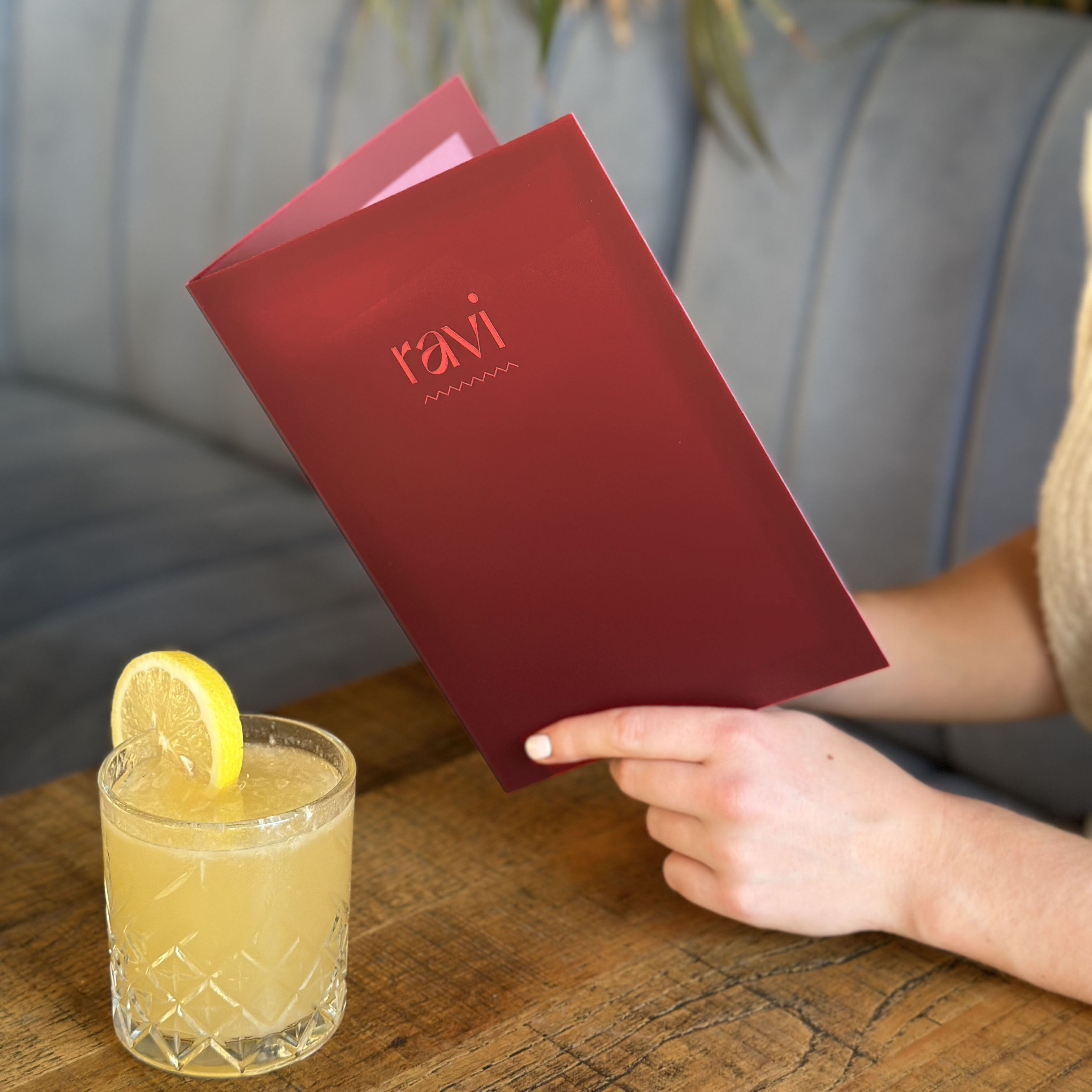 Protège-menu en plastique - Format livret