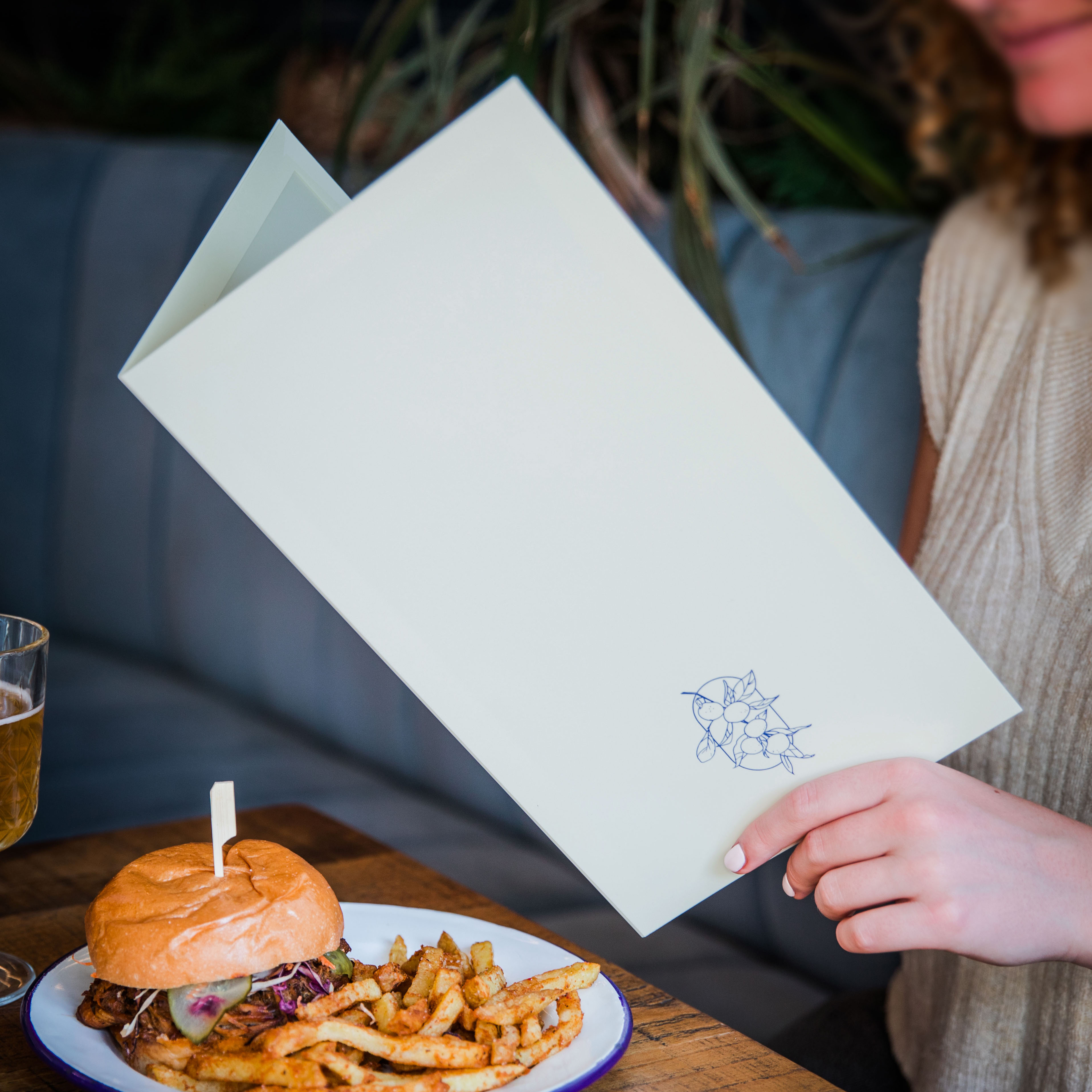 Protège-menu en plastique - Format livret