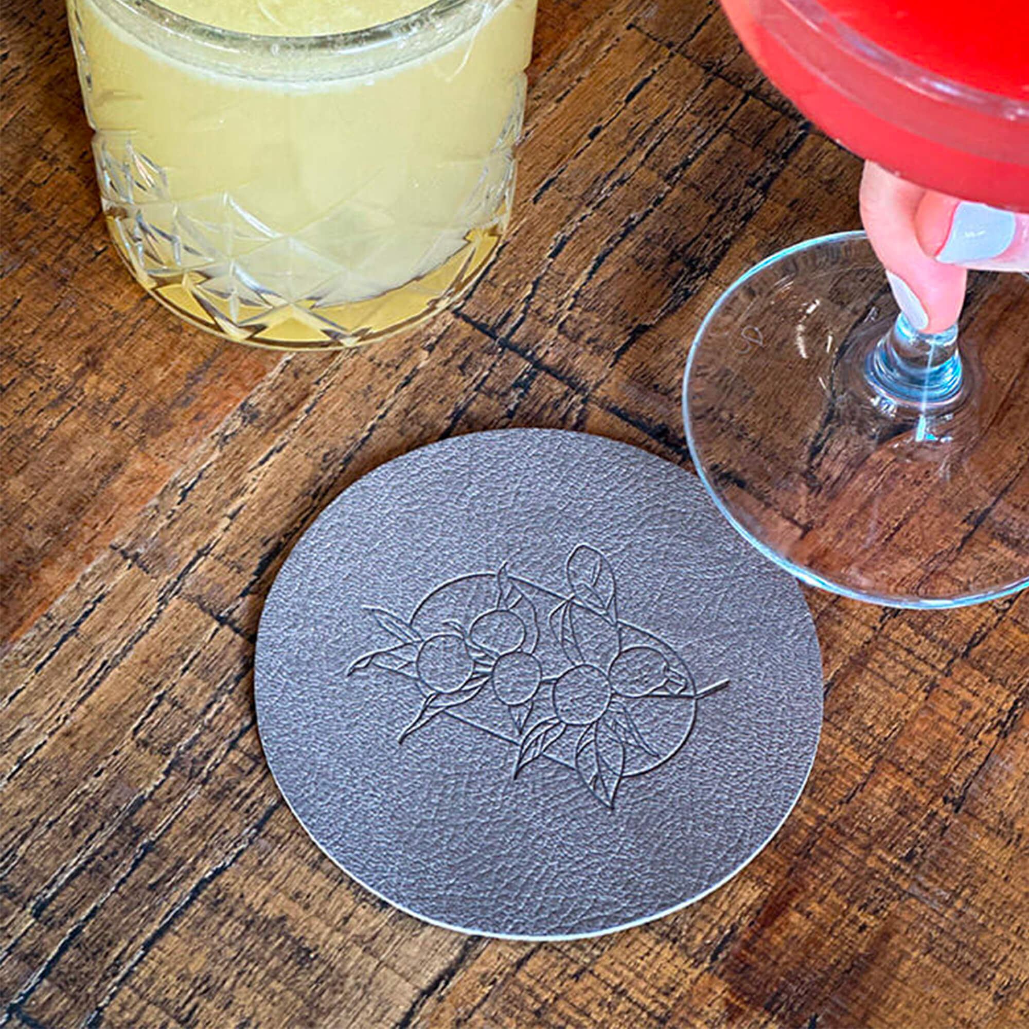 Dessous de verre en simili-cuir grainé