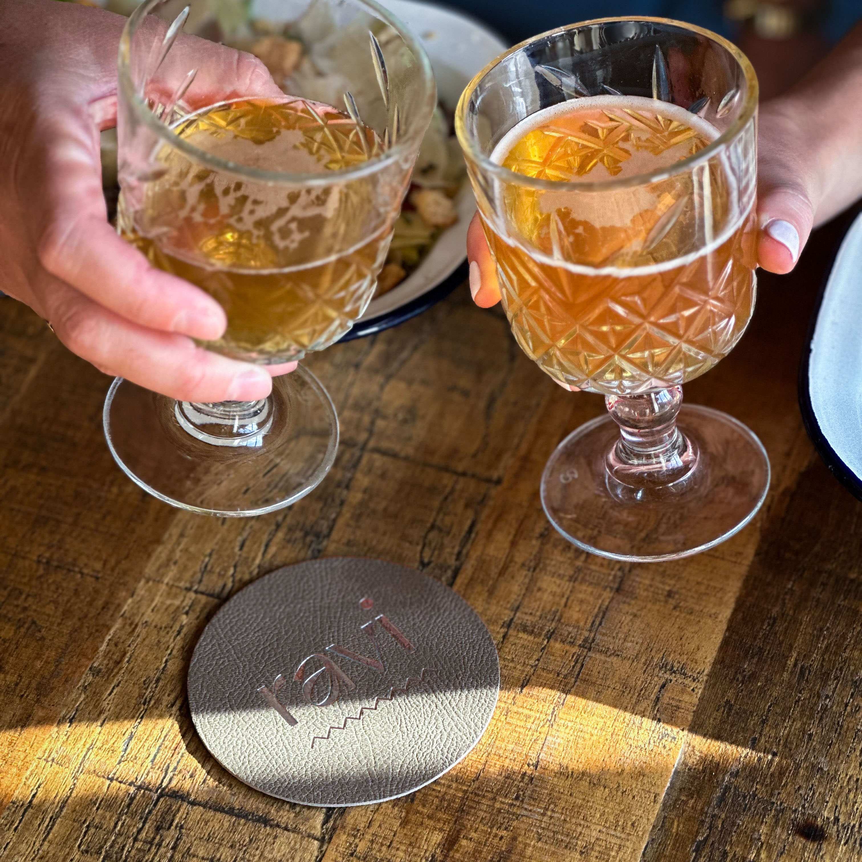 Dessous de verre en simili-cuir grainé