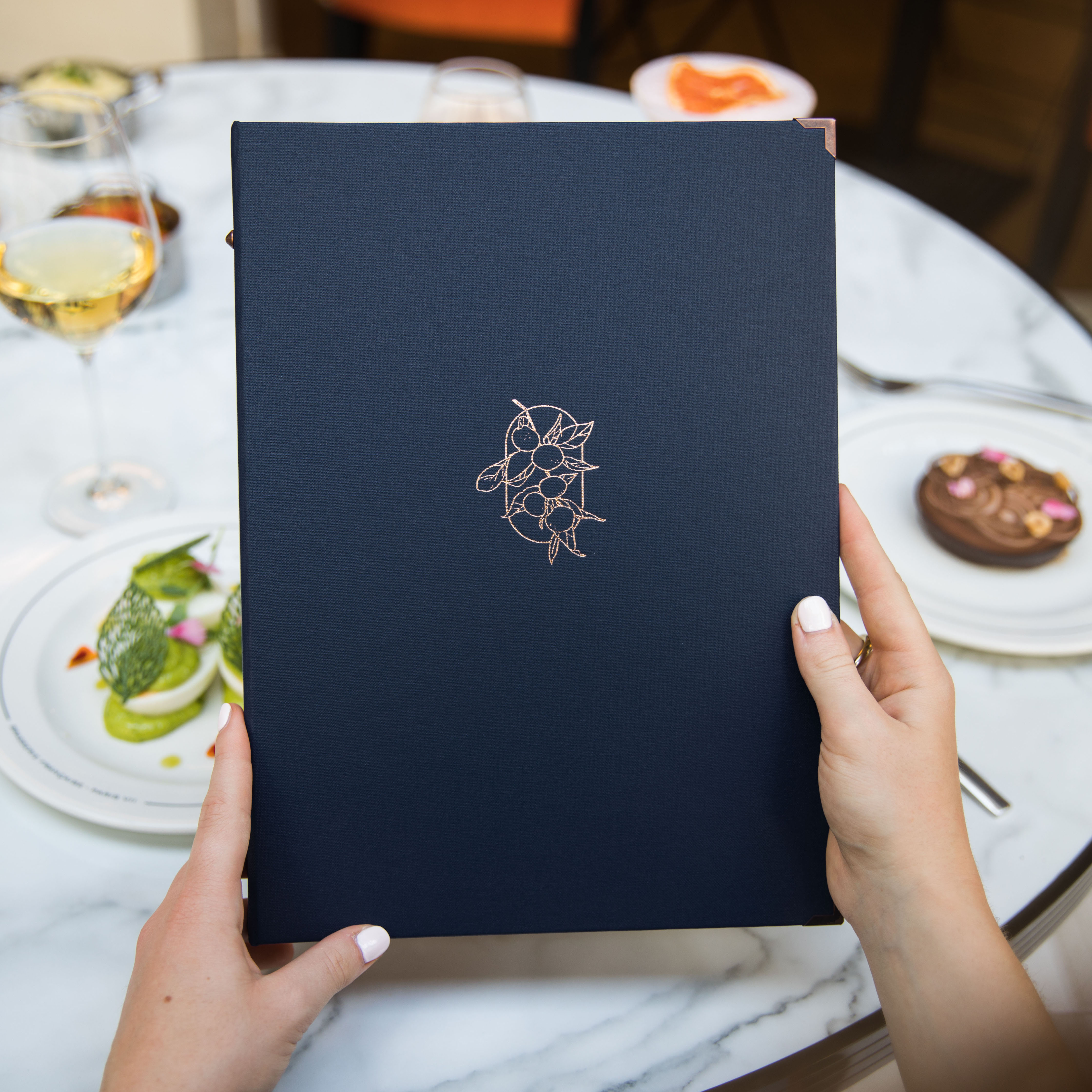 Protège-menu rigide en toile enduite