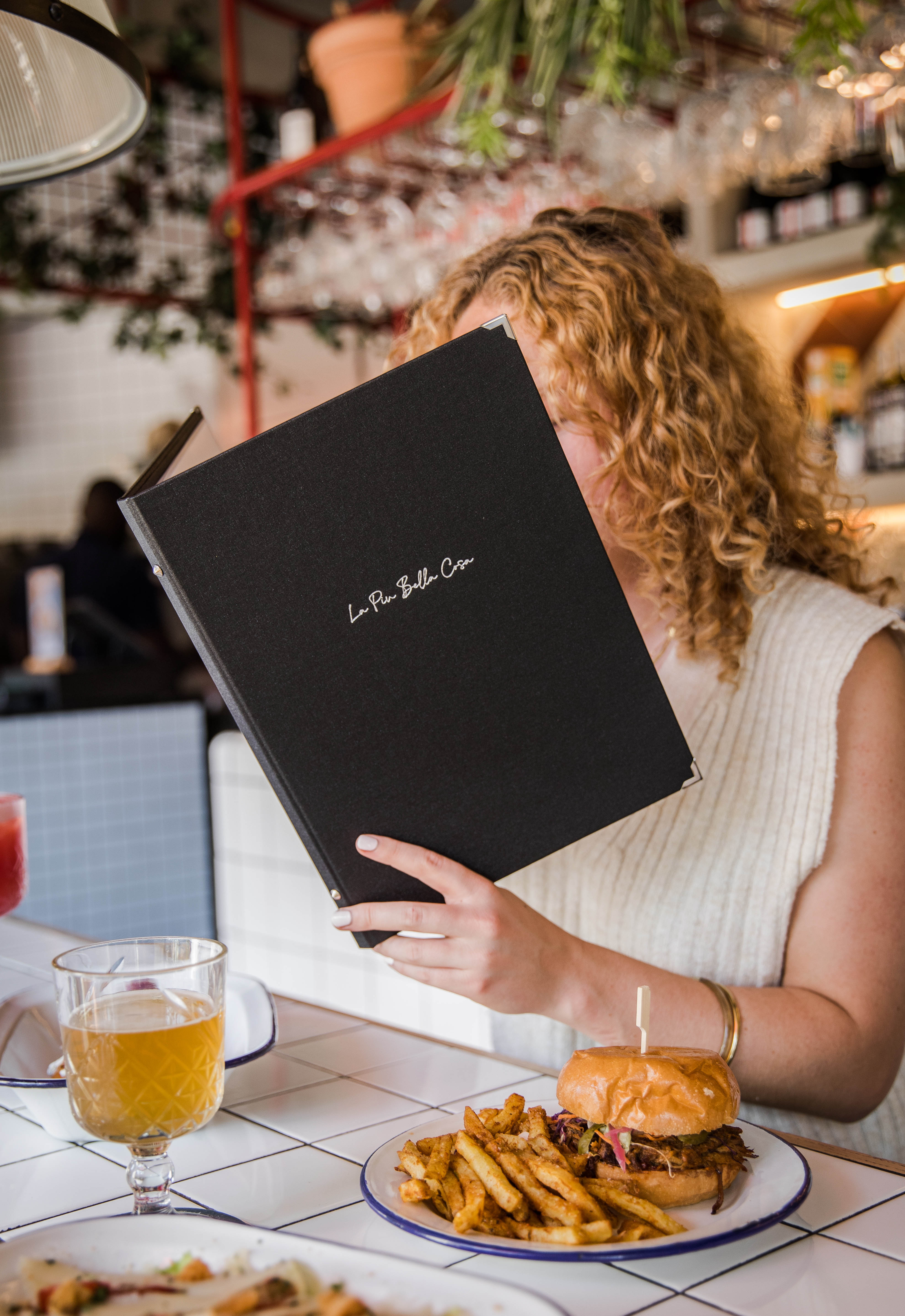 Protège-menu rigide en toile enduite