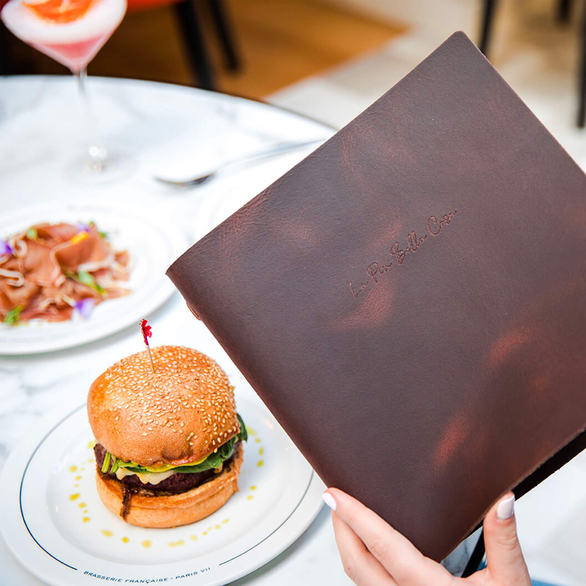 Protège-menu souple en cuir véritable