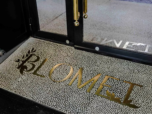 Une charte graphique végétale et artisanale